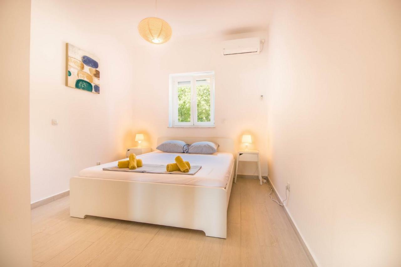 Apartments Stella ดรามัลย์ ภายนอก รูปภาพ